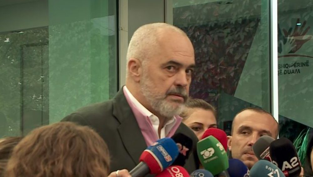 Rama: Vija e kuqe &euml;sht&euml; vendosur, pun&euml;simet dhe drejtorit&euml;