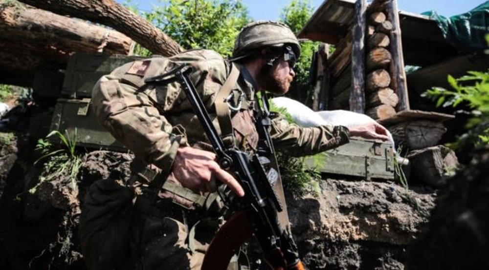 Frika nga Rusia, Letonia propozon sh&euml;rbimin e detyruesh&euml;m ushtarak
