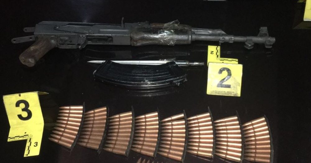 Arrestohen p&euml;r vjedhje dhe arm&euml;mbajtje pa leje dy t&euml; rinj n&euml;