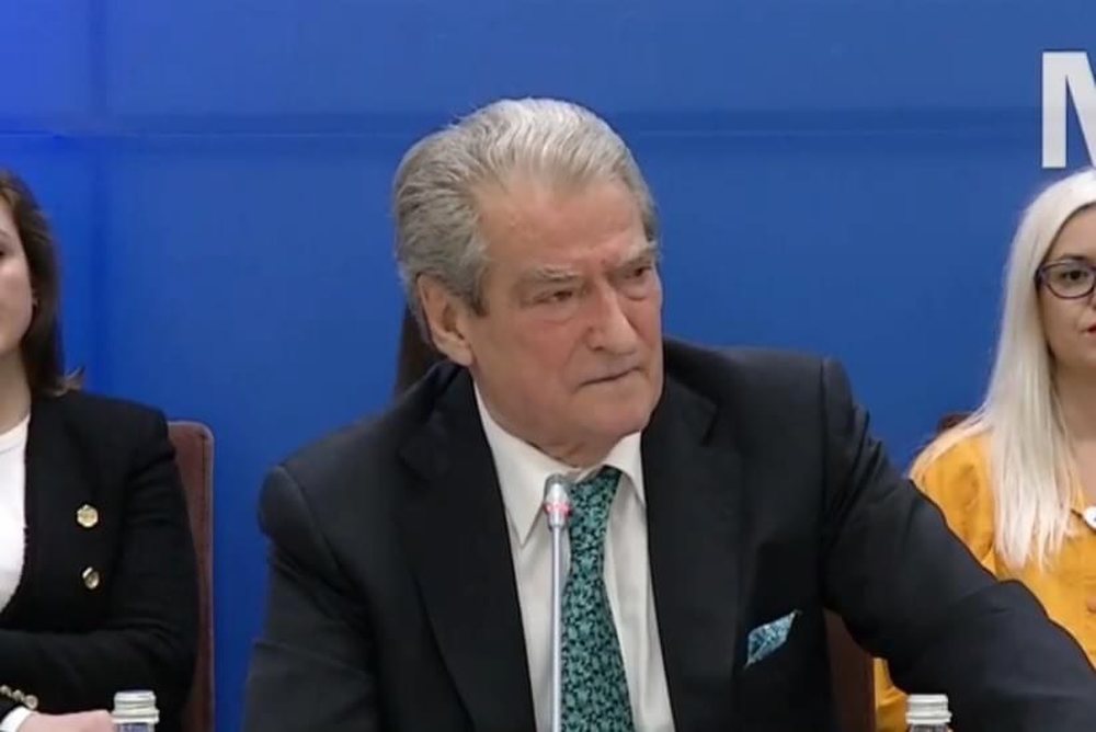 Berisha: Yuri Kim p&euml;rfaq&euml;son Sorosin, jo Amerik&euml;n