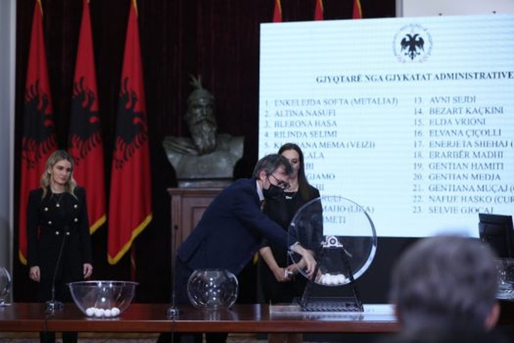 Shorti p&euml;r KED/ U zgjodh sot kryetari dhe an&euml;tar&euml;t e