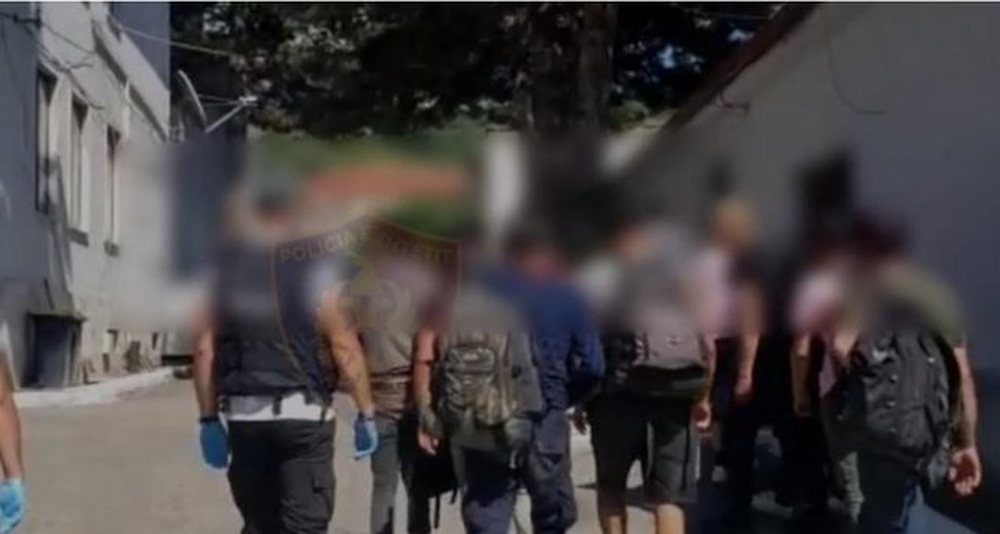 Po transportonin emigrant&euml; t&euml; paligjsh&euml;m, arrestohen dy persona