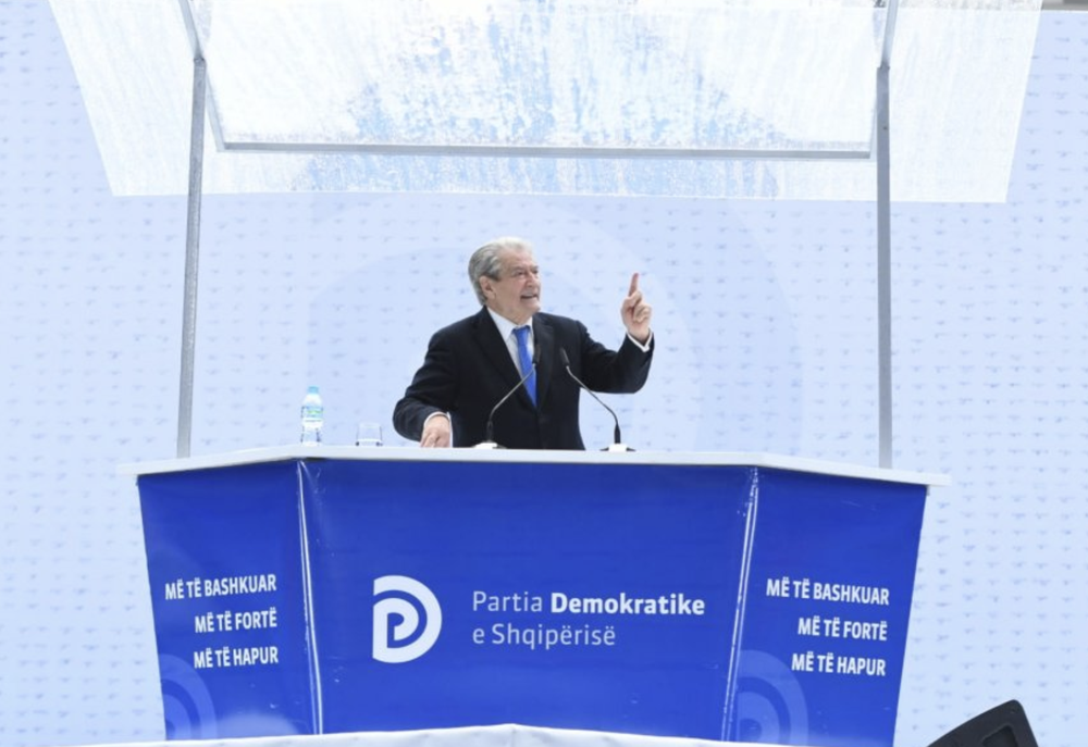 Berisha thirrje Departamentit Amerikan t&euml; Shtetit: Rishqyrtoni