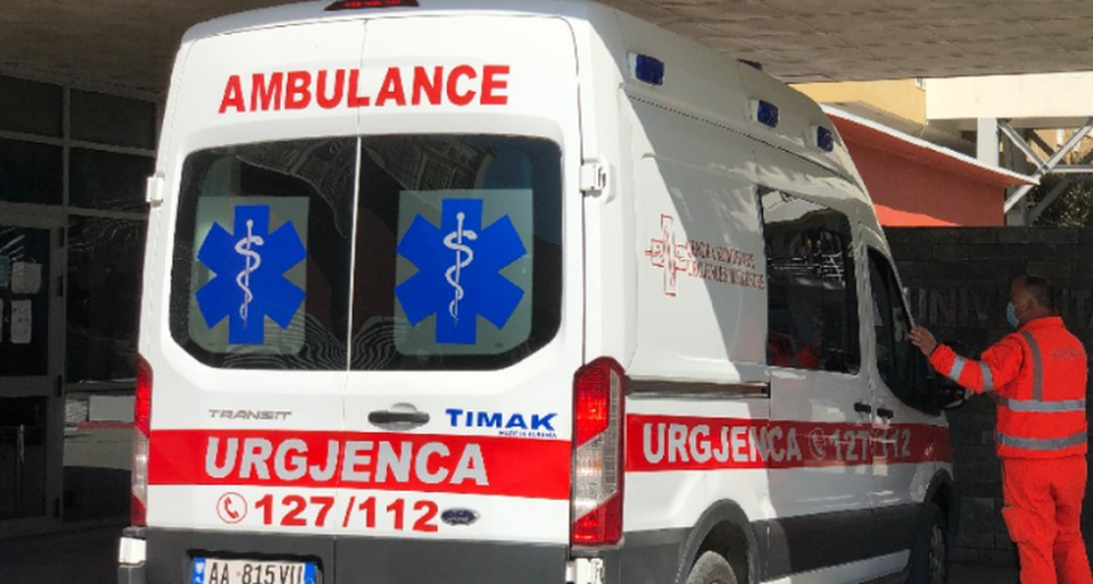 Aksident te &lsquo;kthesa e Kamz&euml;s&rsquo; n&euml; Tiran&euml;, plagoset