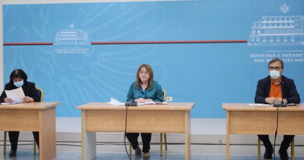 Komiteti i Ekspert&euml;ve pritet t&euml; rekomandoj&euml; doz&euml;n e