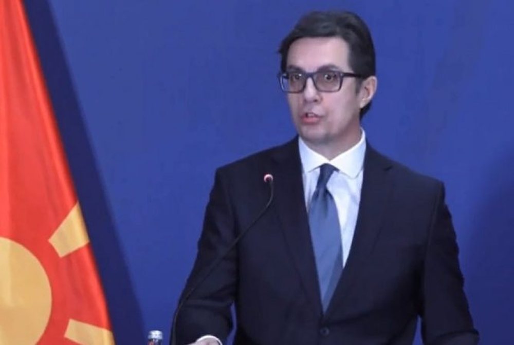 Pendarovski n&euml; Prishtin&euml;: Jemi pro zgjidhjes paq&euml;sore mes