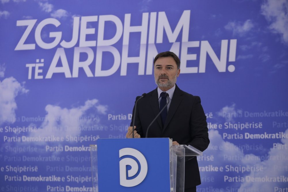 Lirimi nga qelia e 4 t&euml; akuzuarve p&euml;r pagat, Alibeaj: Edi Rama mbrojti