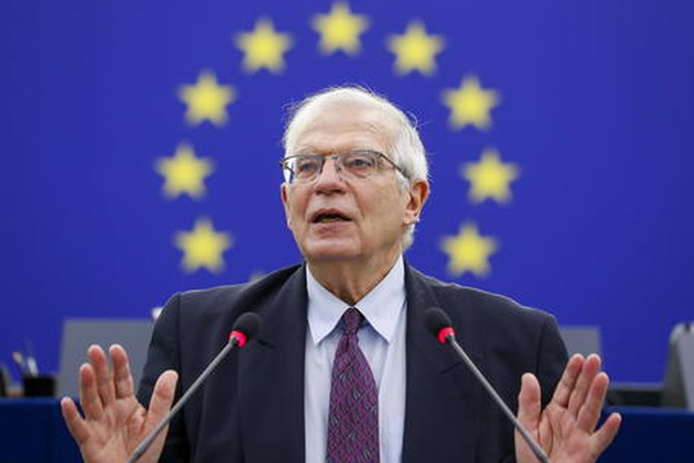 Mbyllet takimi n&euml; Bruksel, Borrell: Serbia t&rsquo;a ndaj&euml; mendjen me
