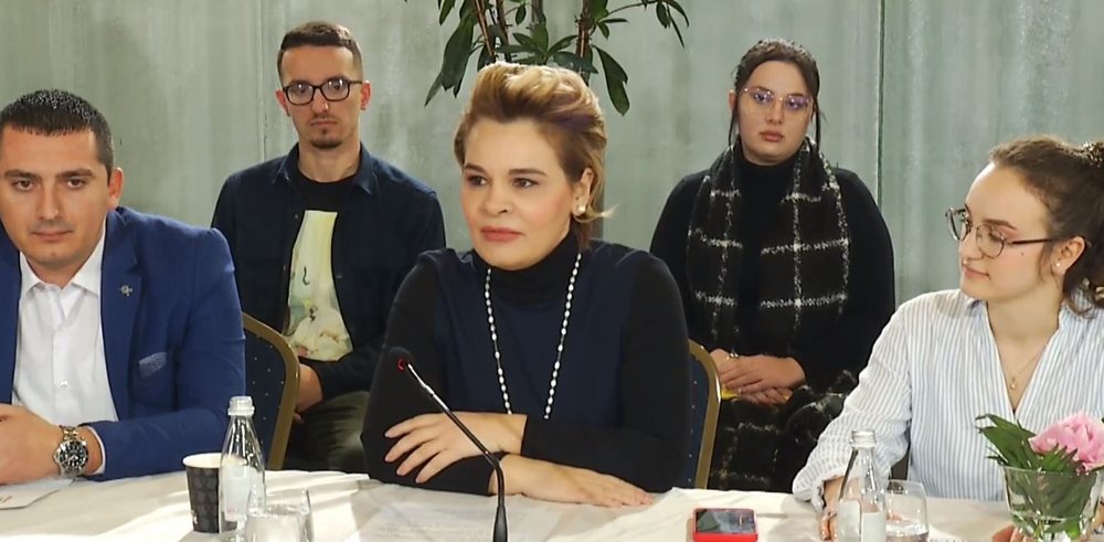 Kryemadhi akuza Bash&euml;s: M&euml; 25 Prill u p&euml;rball&euml;m me