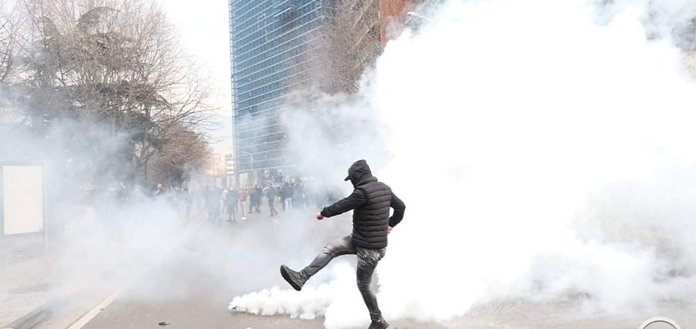 Analiza e protest&euml;s/ Kush humbi, kush fitoi dhe &ccedil;'ndodh m&euml;