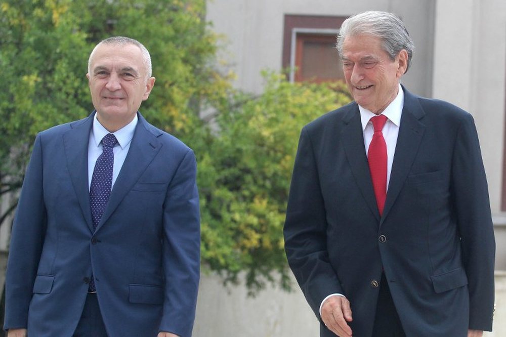 Meta: Me Berish&euml;n m&euml; ndan vet&euml;m nj&euml; &ccedil;&euml;shtje