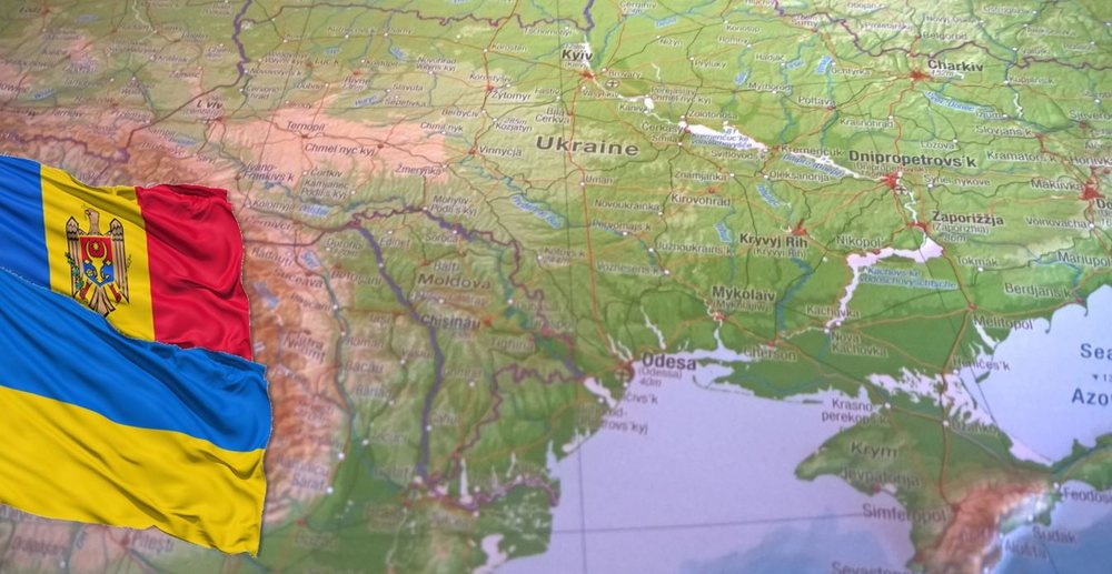 Pushtimi i Ukrain&euml;s, Moldavia fqinje shpall gjendje t&euml;