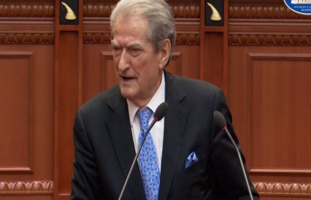 Berisha: Shqip&euml;ria qend&euml;r e krimit t&euml; organizuar, Porti i