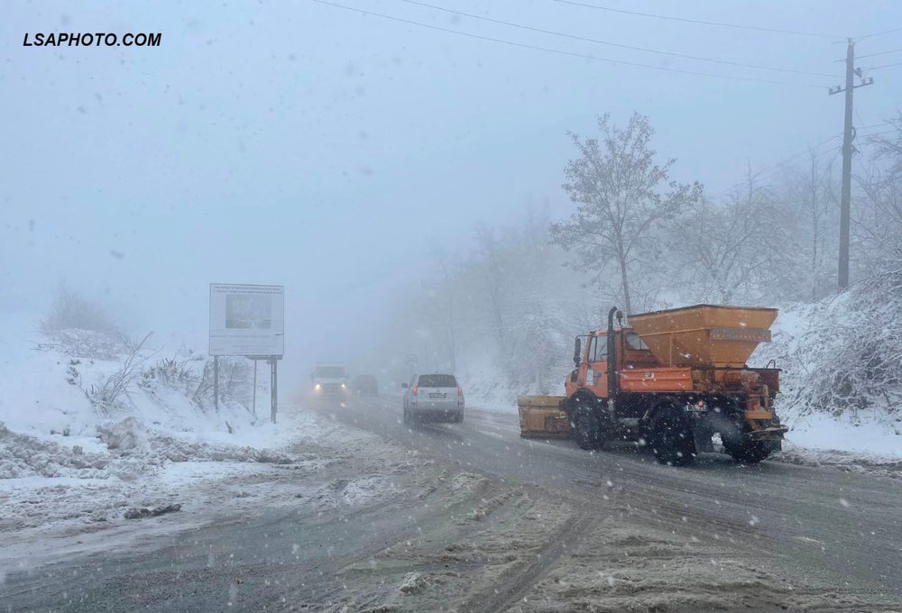 Moti, nes&euml;r temperatura deri n&euml; -5 grad&euml; celcius