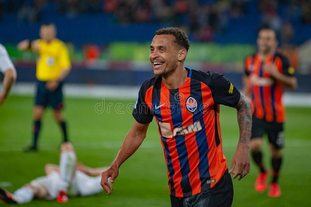 Shakhtar, fati i pabesuesh&euml;m i Alan Patrick: u largua nga Kiev para