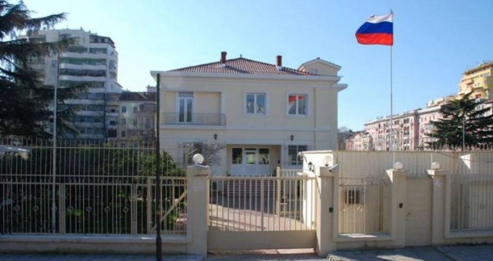 Reagon ambasada ruse n&euml; Tiran&euml;: Q&euml;llimi i operacionit ushtarak