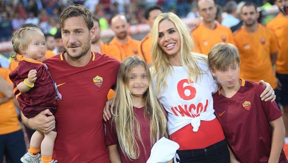 Nga &ldquo;Je e vetmja&rdquo; n&euml; Olimpico te divorci: Totti e Ilary,