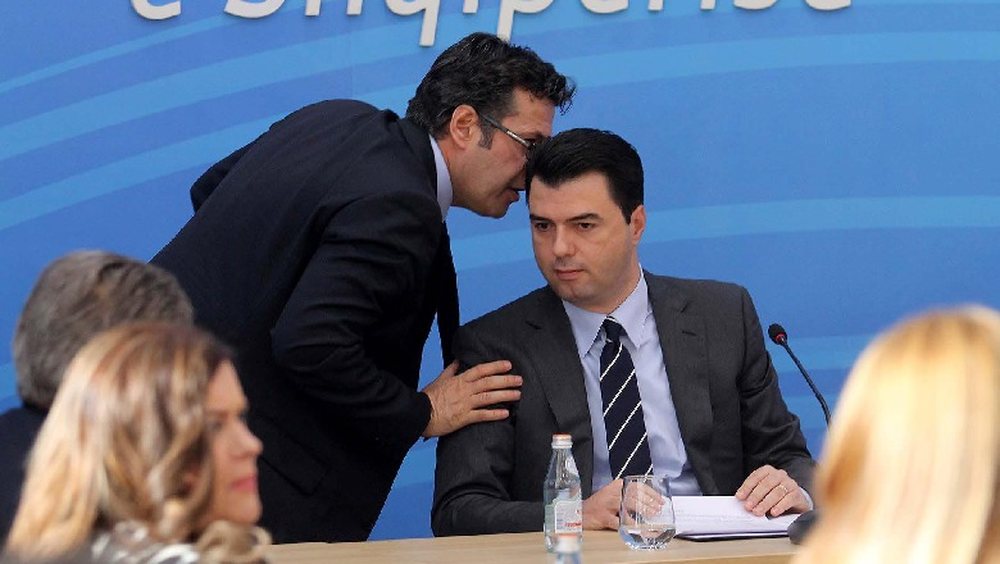 Ironia e Palok&euml;s: E v&euml;rteta pse Basha nuk ka humbur