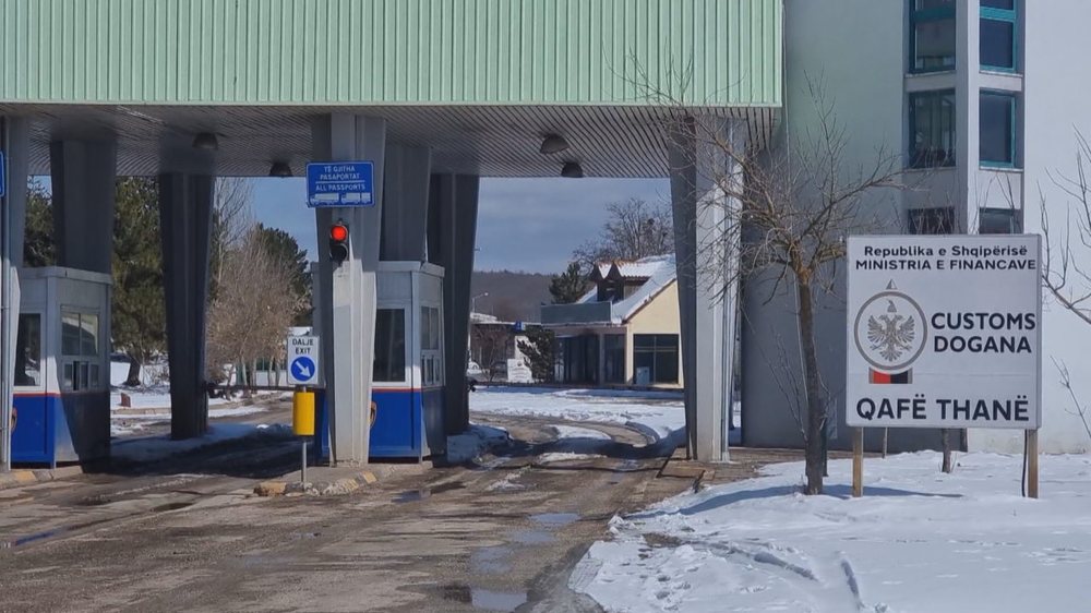 Pushtimi rus, mb&euml;rrijn&euml; n&euml; Shqip&euml;ri ukrainasit e par&euml;