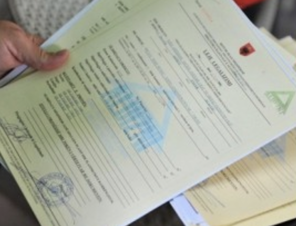 Abuzime me nd&euml;rtimet/ Kall&euml;zohen n&euml; Prokurori 15 zyrtar&euml; dhe