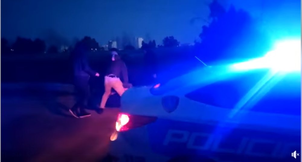 Berisha nxjerr VIDEON: Brutalitet ndaj protestuesve paq&euml;sor&euml; n&euml;