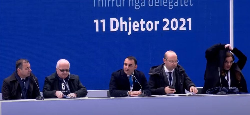 Gjykata njohu "11 dhjetorin", si reagojn&euml; deputet&euml;t krah