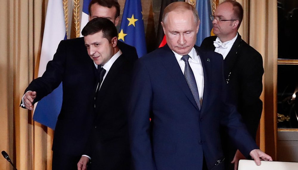 Financial Times zbardh planin e paqes: Rusia t&euml;rheq forcat ushtarake,
