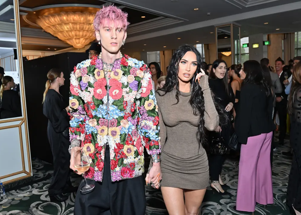Kjo video e Meghan Fox po b&euml;n xhiron e rrjetit