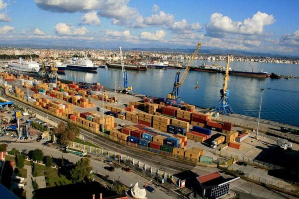 Vdekja e pun&euml;torit 19-vje&ccedil;ar t&euml; portit t&euml; Durr&euml;sit, 3
