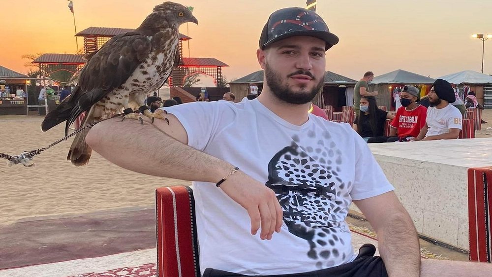 Atentati n&euml; Pogradec, djali i pronarit t&euml; hotelit niset drejt Spitalit