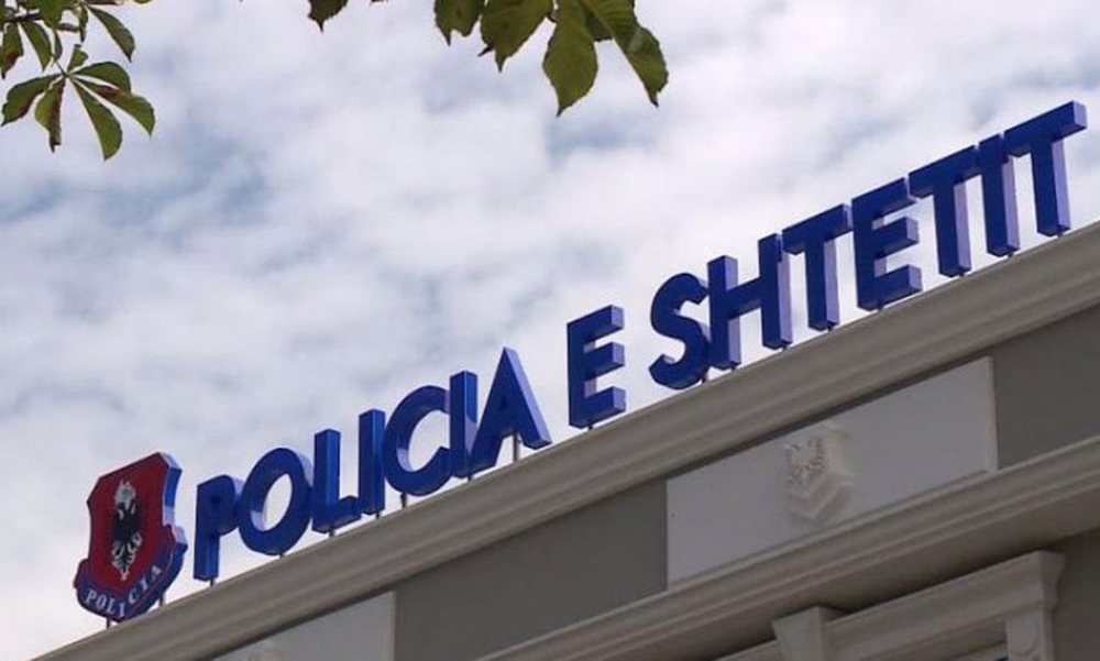 Sulmi ndaj Berish&euml;s, Policia reagon dhe zbulon detaje p&euml;r autorin