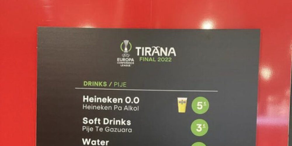FOTO/ &Ccedil;mime stratosferike brenda Air Albania, 1 uj&euml; 2 euro