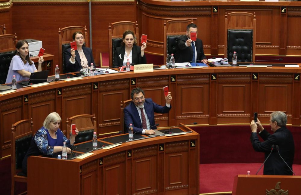 Genocidi n&euml; Srebrenic&euml;, nj&euml; sqarim p&euml;r rr&euml;zimin e