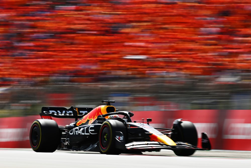 F1/ Goditja e madhe e Red Bull: Leclerc ndalon, Verstappen merr fitoren e