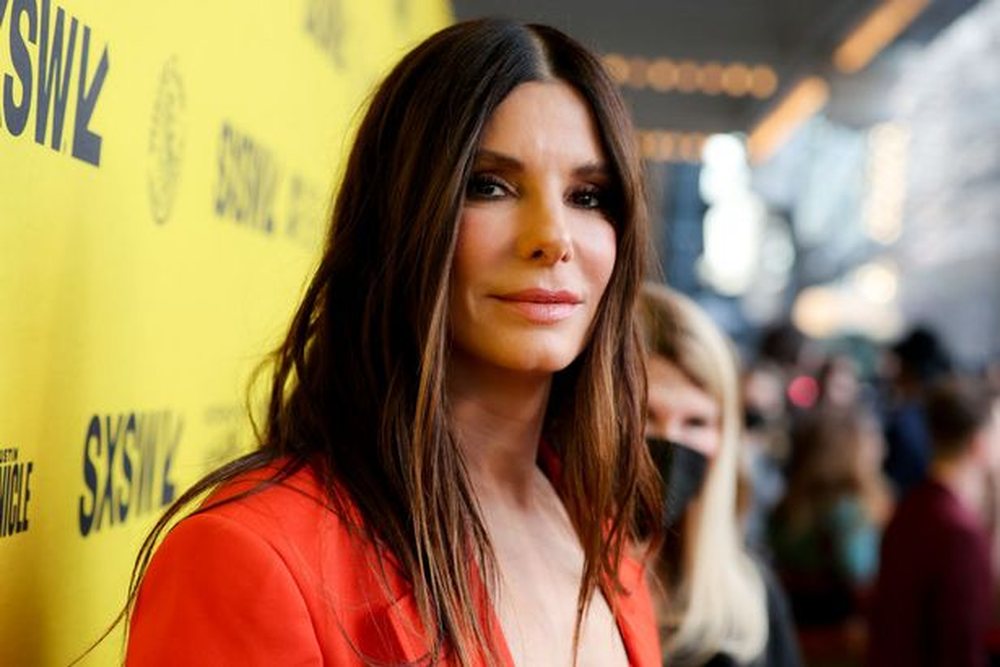 Sandra Bullock konfirmon largimin nga aktrimi