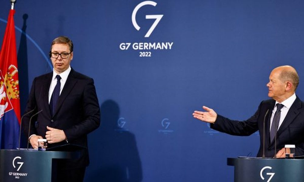 Politico: Scholz e Vu&ccedil;i&ccedil; u p&euml;rplas&euml;n p&euml;r njohjen e