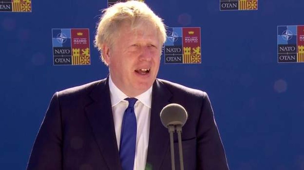 Johnson: N&euml;se Putin mendon se NATO nuk do t&euml; zgjerohet, e ka gabim