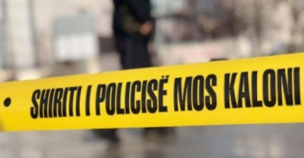 Trupi i dekompozuar i 29-vje&ccedil;arit n&euml; Kolonj&euml;, konstatohen