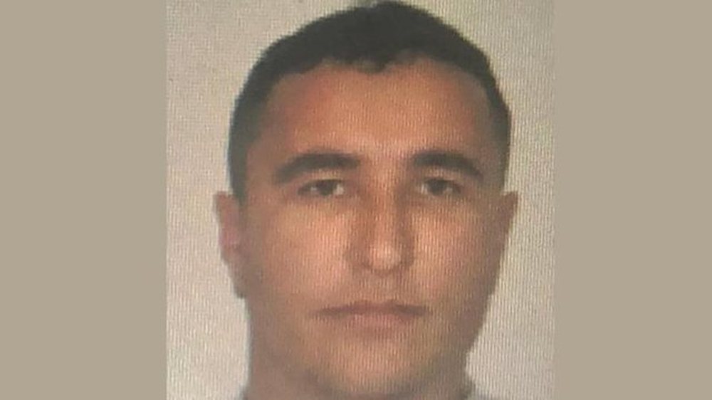 Merret n&euml; mbrojtje polici, fotoja e t&euml; cilit u gjet n&euml; telefonin