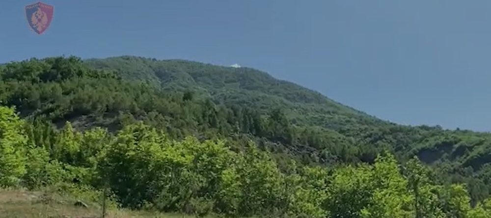 Kruj&euml;, 45-vje&ccedil;ari zbulohet nga droni policis&euml; duke ujitur