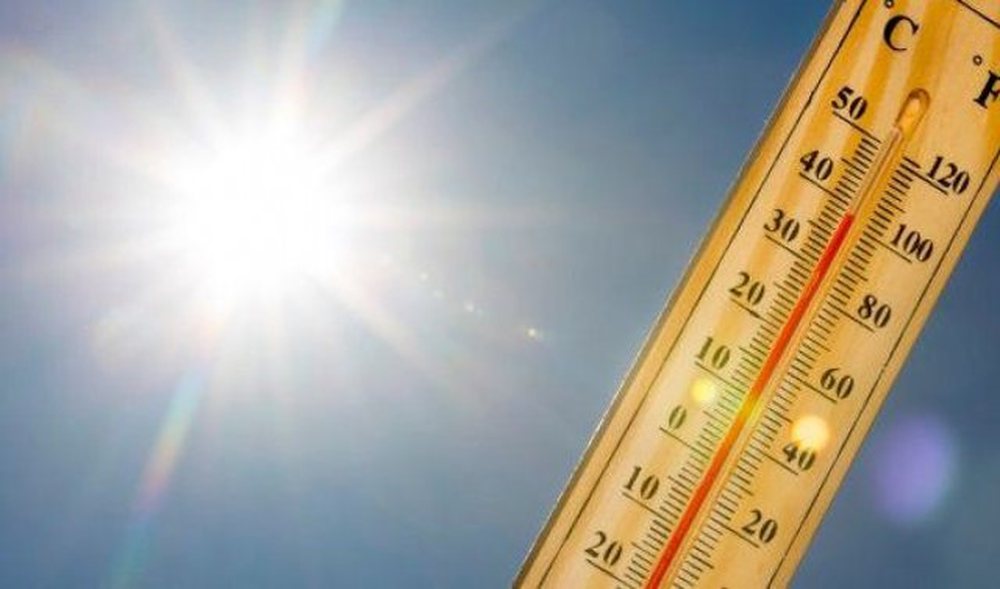 Temperatura deri n&euml; 30 grad&euml; dhe or&euml; me diell, ja si pritet