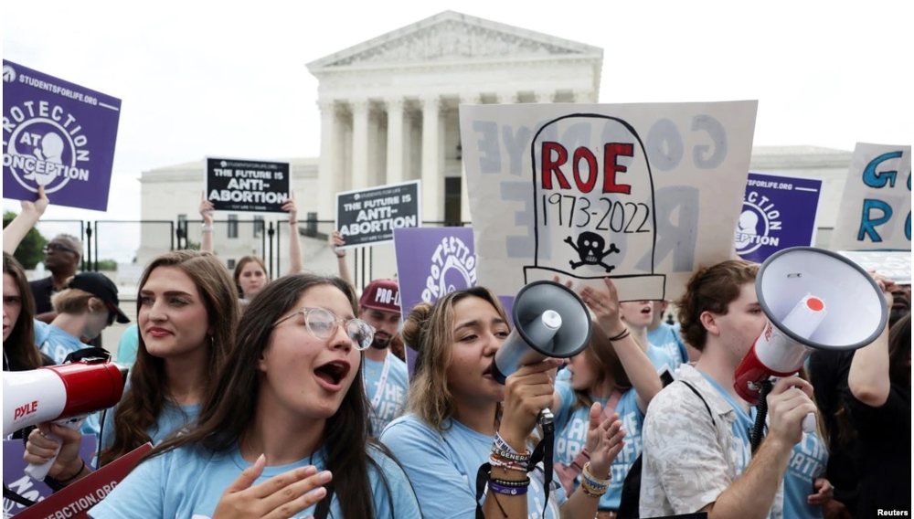 Gjykata e Lart&euml; e SHBA ndalon abortin p&euml;r miliona gra amerikane