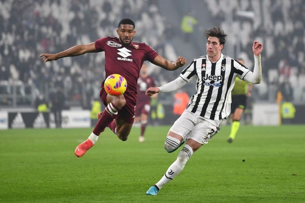 Juventus, parakalon Interin p&euml;r Bremer: bardhezinjt&euml; ofrojn&euml;