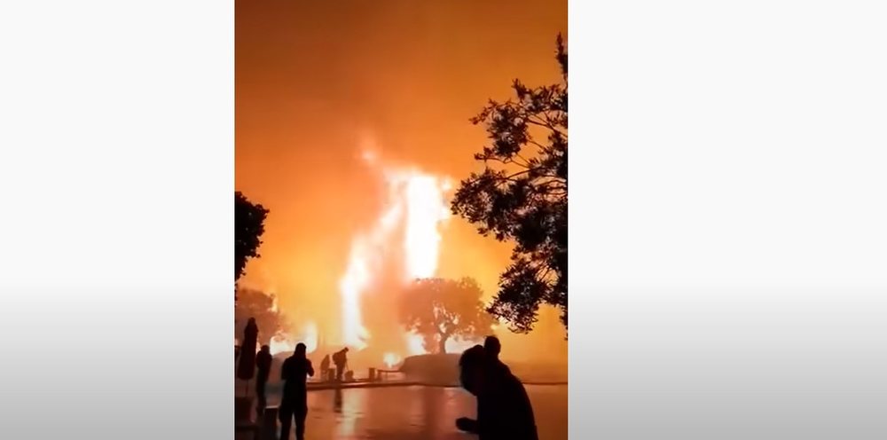 Zjarri del jasht&euml; kontrollit n&euml; Greqi, flak&euml;t