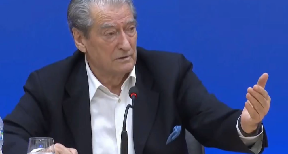 Numri i protestuesve tejkalon pritshm&euml;rit&euml; e Berish&euml;s: Ata