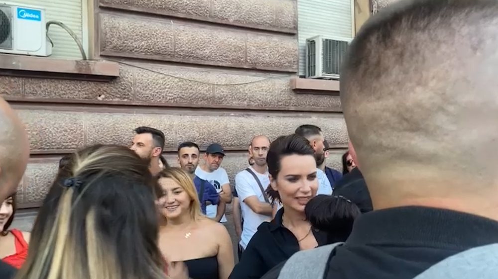 (FOTO) Deputet&euml;t kritik&euml; t&euml; Berish&euml;s i bashkohen