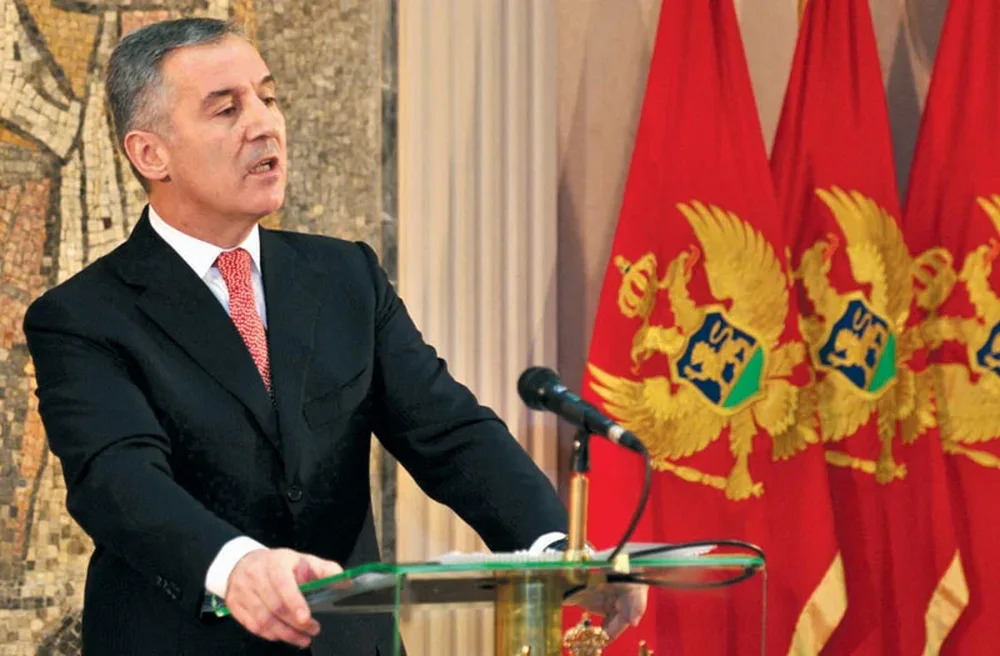Mali i Zi n&euml; kriz&euml; politike/ Presidenti Gjukanovi&ccedil;