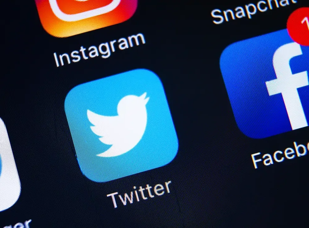 Twitter lan&ccedil;on opsionin m&euml; t&euml; k&euml;rkuar nga p&euml;rdoruesit