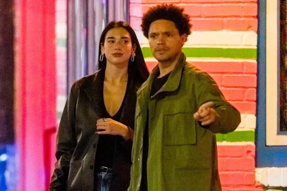 Dua Lipa reagon ndaj aludimeve p&euml;r nj&euml; romanc&euml; me Trevor Noah