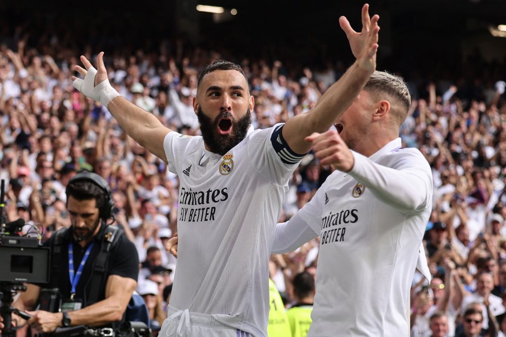 Video/ Benzema p&euml;r Topin e Art&euml;: Real triumfon 3-1 n&euml; El Clasico